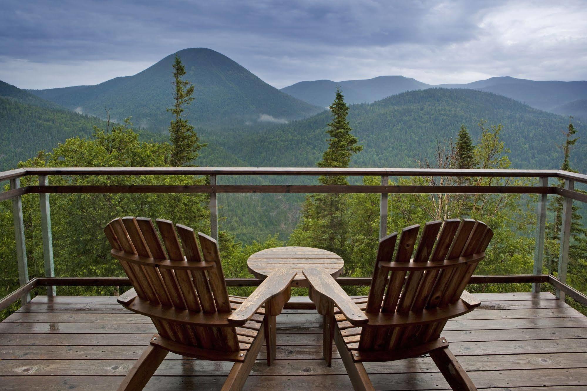 Auberge De Montagne Des Chic-Chocs Cap Chat Bagian luar foto